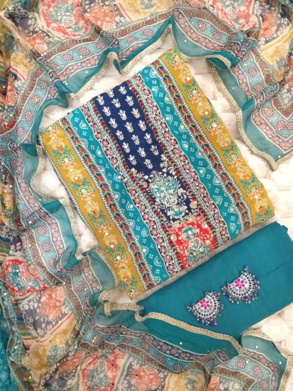 Premium Crepe Pakistani Suit with mirror work & digital print - Image 2