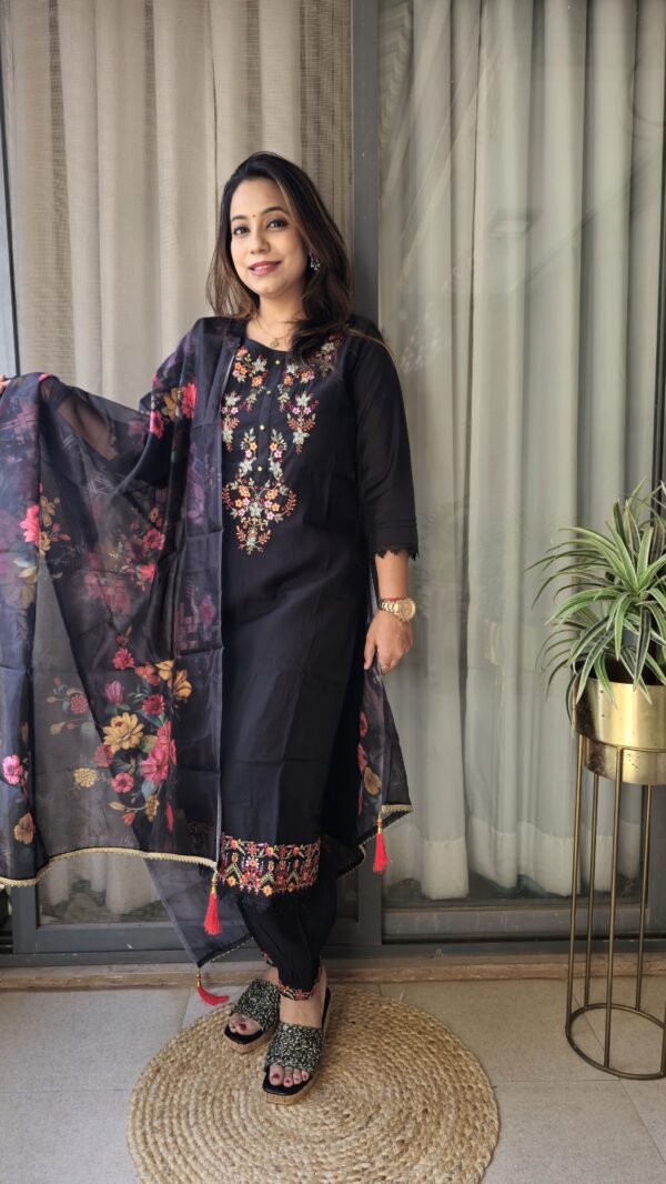 Readymade Cotton Silk suit with Afghani Pants & Digital Print Dupatta - Image 2